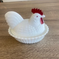 Vintage Westmoreland Milk Glass Hen On Nest Covered Dish