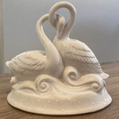 Vintage Lenox "Opal Innocence" Fine Ivory Porcelain Intertwined Swan Figurine & Wedding Cake Topper