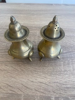 Antique 1930s Footed EPNS Shakers (Pair)